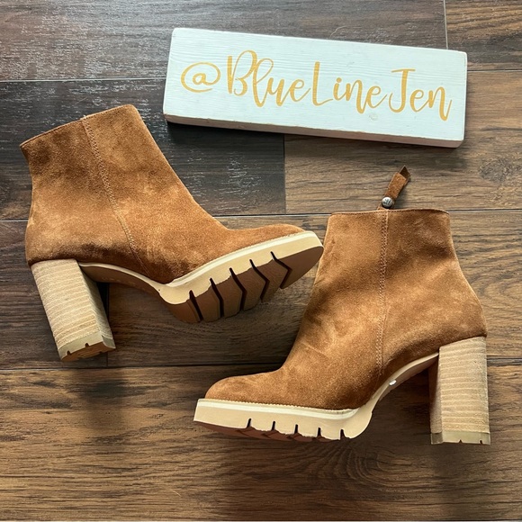 Paul Green Sloane Lug Sole Suede Booties NWOT - Picture 2 of 9